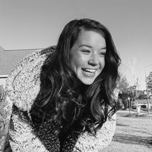 Meet your Posher, Taylor grace